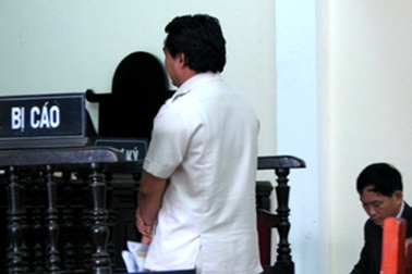 Nguyên Chi cục trưởng Chi cục quản lý thị trường Nghệ An lĩnh án