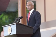 Vừa nhậm chức, Tổng thống Maldives “đau đầu” với khoản nợ khổng lồ của Trung Quốc