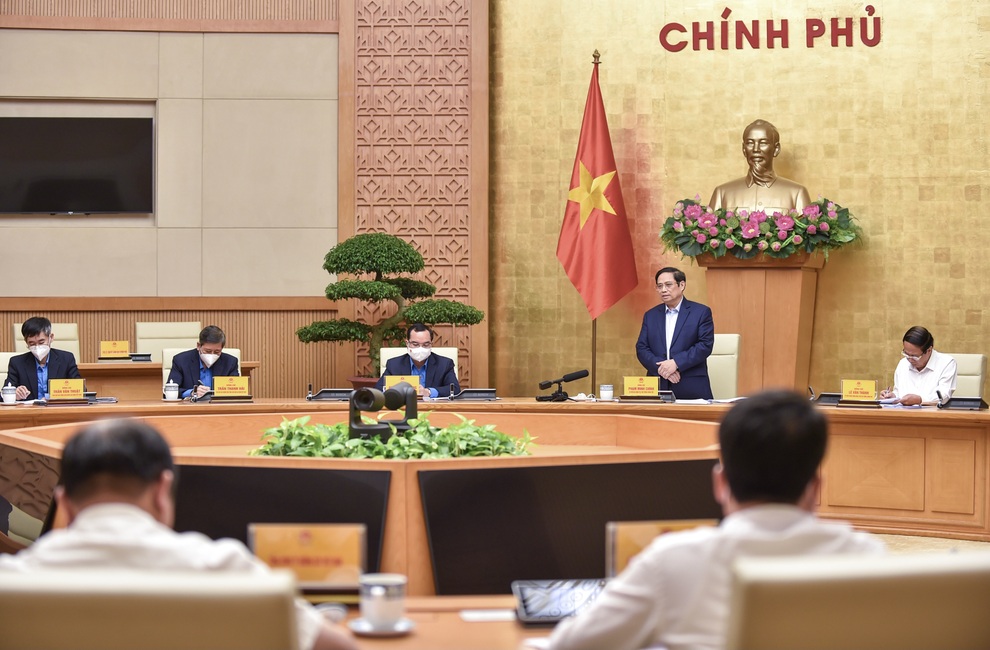Thủ tướng: Sớm đưa người lao động trở lại doanh nghiệp sản xuất an toàn - 2 Thủ tướng: Sớm đưa người lao động trở lại doanh nghiệp sản xuất an toàn - 2