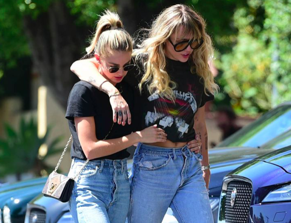 Miley Cyrus qua góc nhìn của... người yêu cũ - 2 Miley Cyrus qua góc nhìn của... người yêu cũ - 2