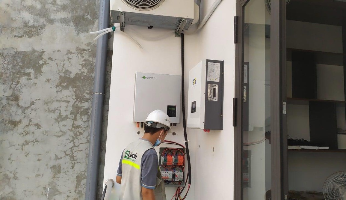 Hệ thống điện mặt trời có lưu trữ Hybrid xóa tan nỗi lo mất điện - 3 Hệ thống điện mặt trời có lưu trữ Hybrid xóa tan nỗi lo mất điện - 3