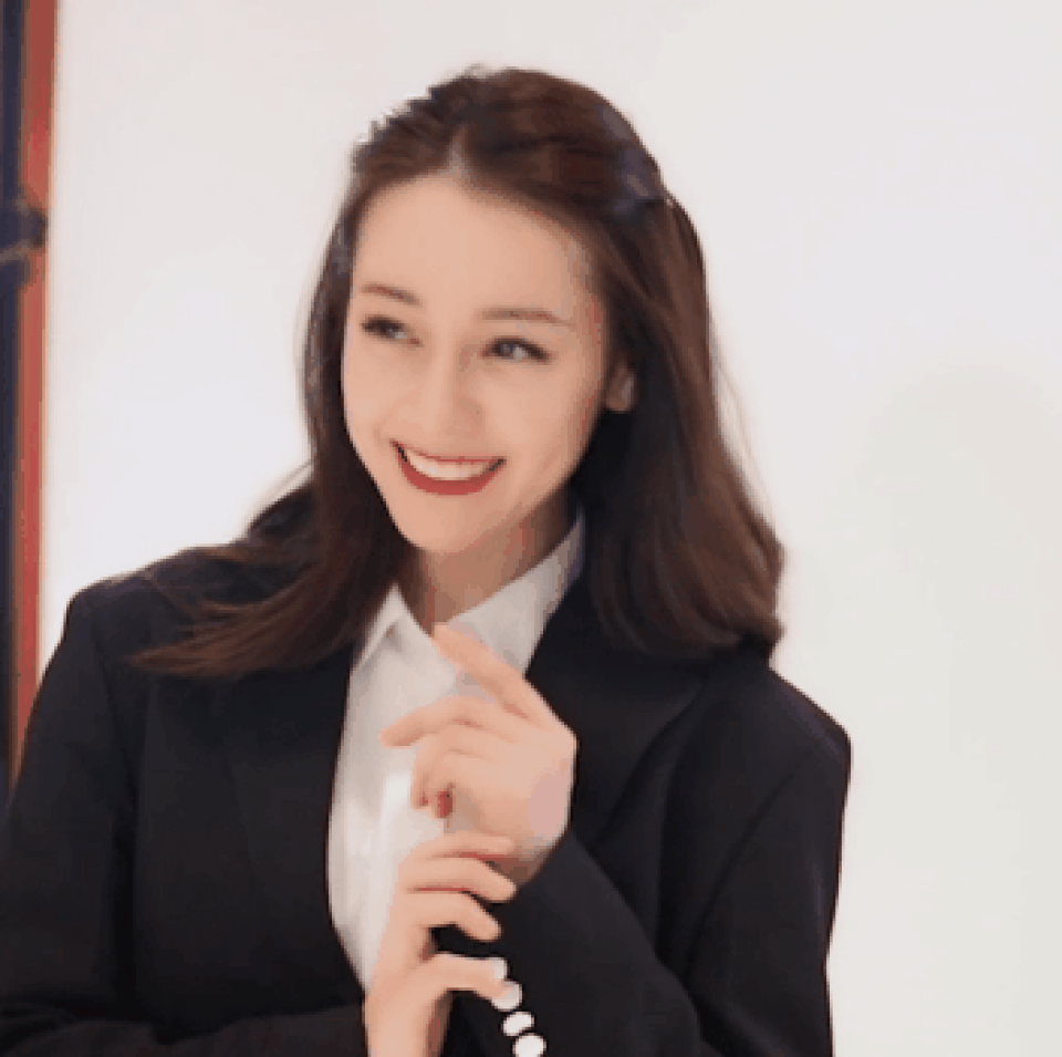 Địch Lệ Nhiệt Ba trở lại nhan sắc đỉnh cao, hé lộ mẫu bạn trai trong mộng - 6 Địch Lệ Nhiệt Ba trở lại nhan sắc đỉnh cao, hé lộ mẫu bạn trai trong mộng - 6