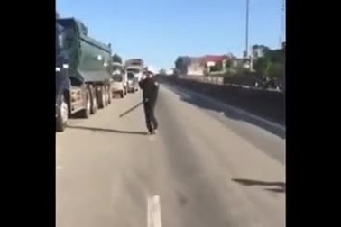 Hiện trường vụ hỗn chiến trên quốc lộ