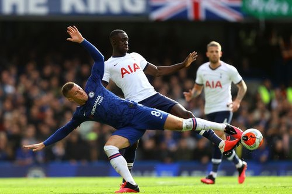 Chelsea 2-1 Tottenham: Hat-trick chiến thắng cho Lampard - 9 Chelsea 2-1 Tottenham: Hat-trick chiến thắng cho Lampard - 9