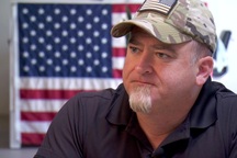 Cựu sĩ quan tình báo Lầu Năm Góc tiết lộ bí mật "động trời" về UFO