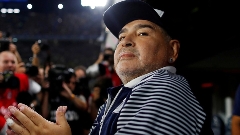 Sức khoẻ không ổn, Maradona được yêu cầu phải tự cách ly - 1 Sức khoẻ không ổn, Maradona được yêu cầu phải tự cách ly - 1