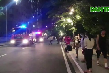 Cháy căn hộ chung cư, người dân tháo chạy trong đêm