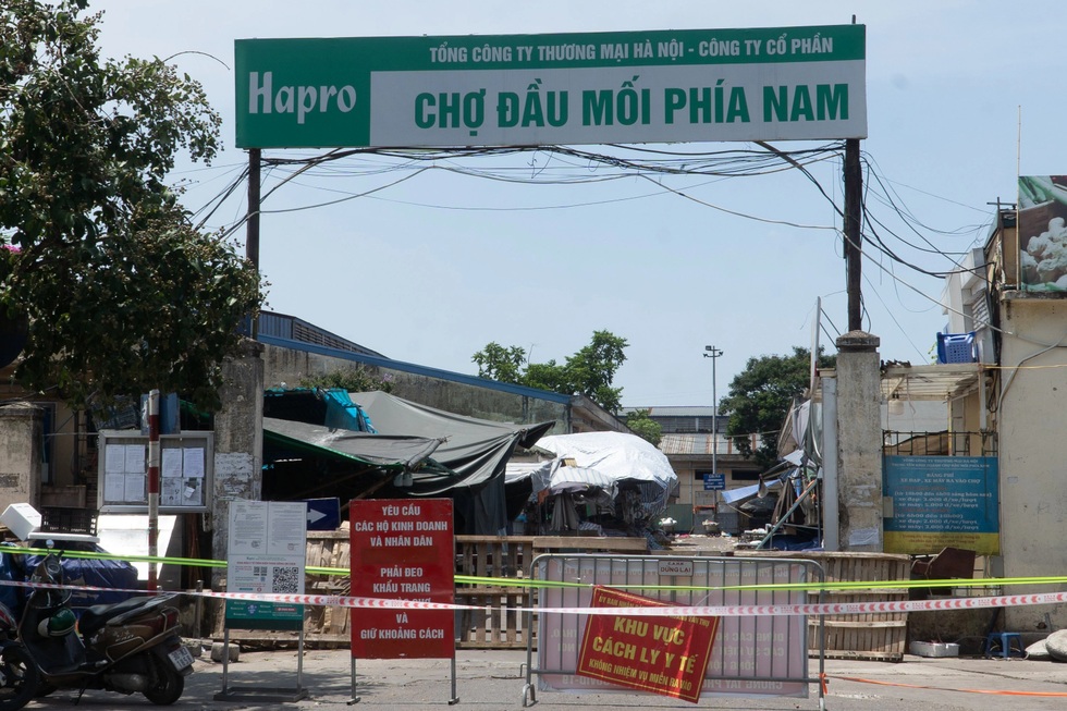 Nhìn lại hơn 20 ngày Hà Nội đối đầu với sóng dịch Delta - 4 Nhìn lại hơn 20 ngày Hà Nội đối đầu với sóng dịch Delta - 4