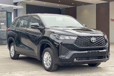 Limo Green có đối thủ mới, giá 730 triệu vẫn có ghế da và phanh điện tử