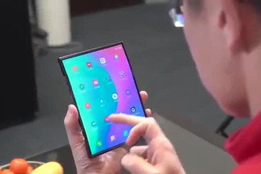 Chiếc smartphone màn hình gập từng được Chủ tịch Bin Lin của Xiaomi “khoe”