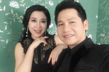 Ca sĩ Trọng Tấn: “Vợ chồng tôi không ai có thể “bắt vía” được ai cả”