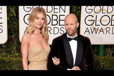 Nhẫn đính hôn sang chảnh của Rosie Huntington-Whiteley