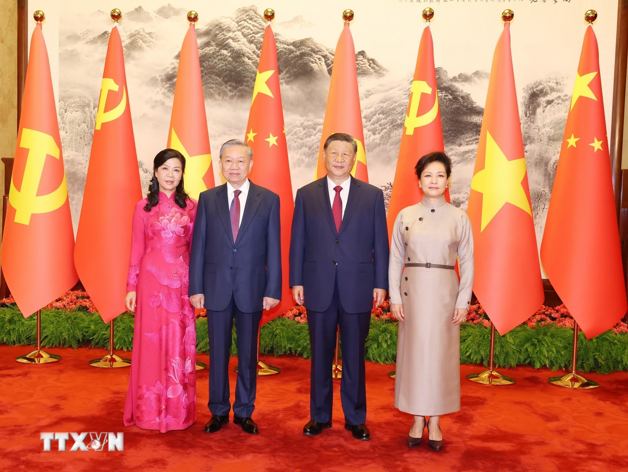 Tổng Bí thư Tô Lâm: Mở ra kỷ nguyên phát triển mới của quan hệ Việt - Trung - 2 Tổng Bí thư Tô Lâm: Mở ra kỷ nguyên phát triển mới của quan hệ Việt - Trung - 2