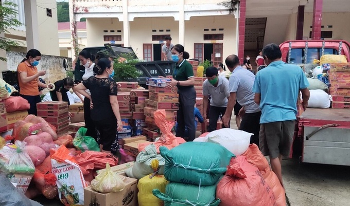 Hàng nghìn món quà của người dân Thanh Hóa sẽ được chuyển vào TP. Hồ Chí Minh - Ảnh 2.