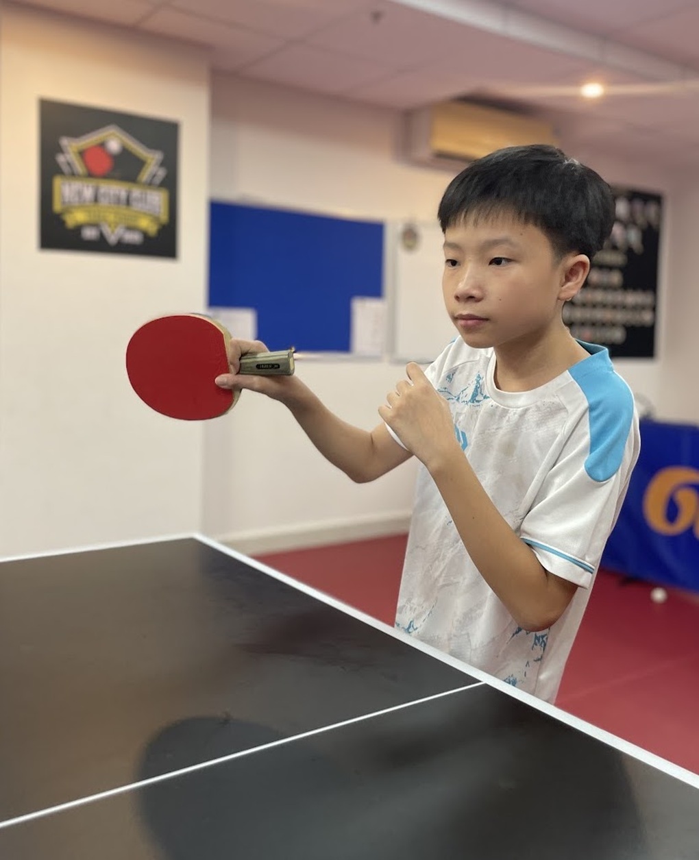 Cậu bé 13 tuổi ở TPHCM làm giám đốc: Phụ huynh hé lộ cuộc sống đời thường - 2 Cậu bé 13 tuổi ở TPHCM làm giám đốc: Phụ huynh hé lộ cuộc sống đời thường - 2
