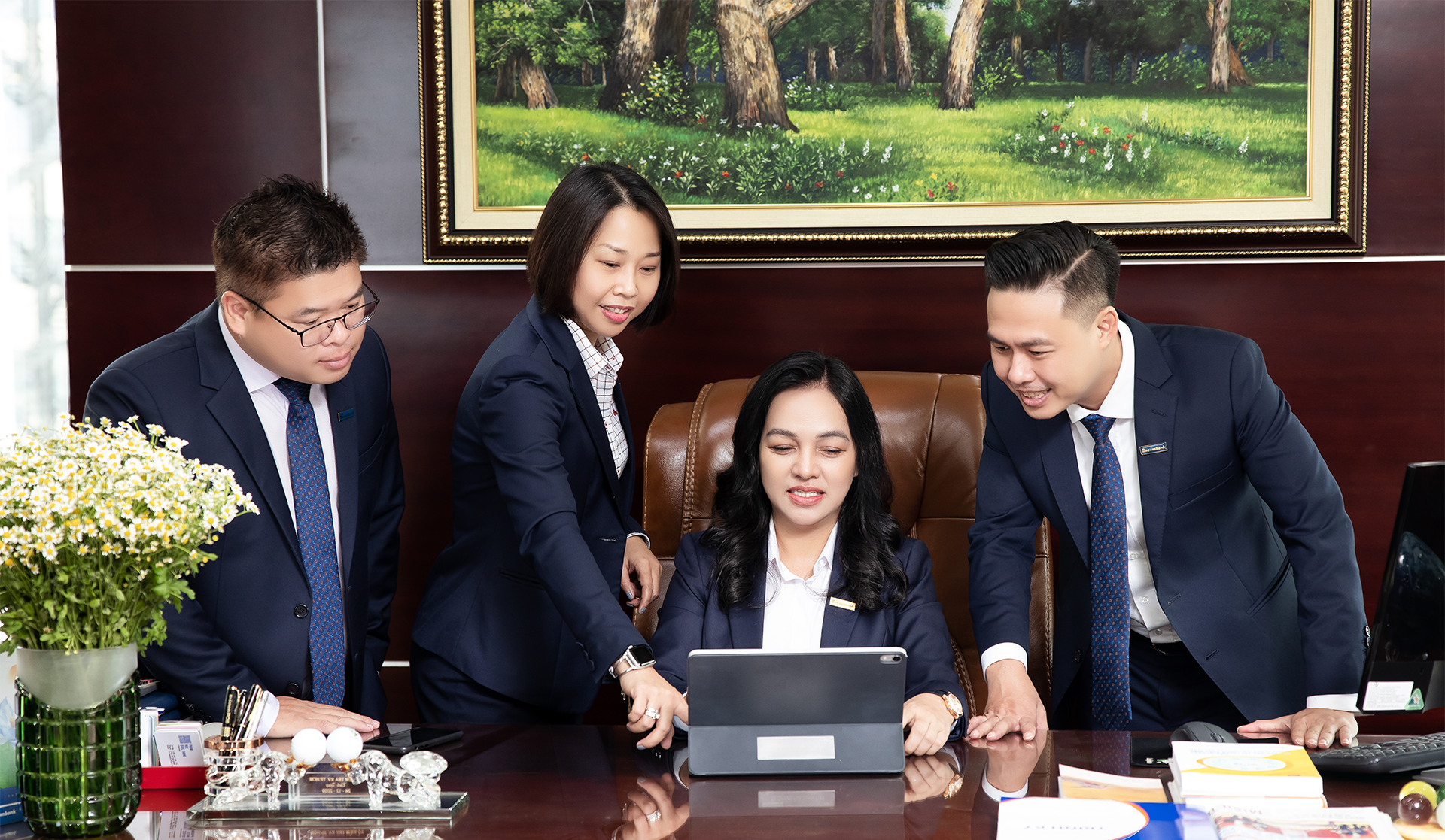 CEO Sacombank: Tôi chỉ là người làm công chuyên nghiệp - 6 CEO Sacombank: Tôi chỉ là người làm công chuyên nghiệp - 6