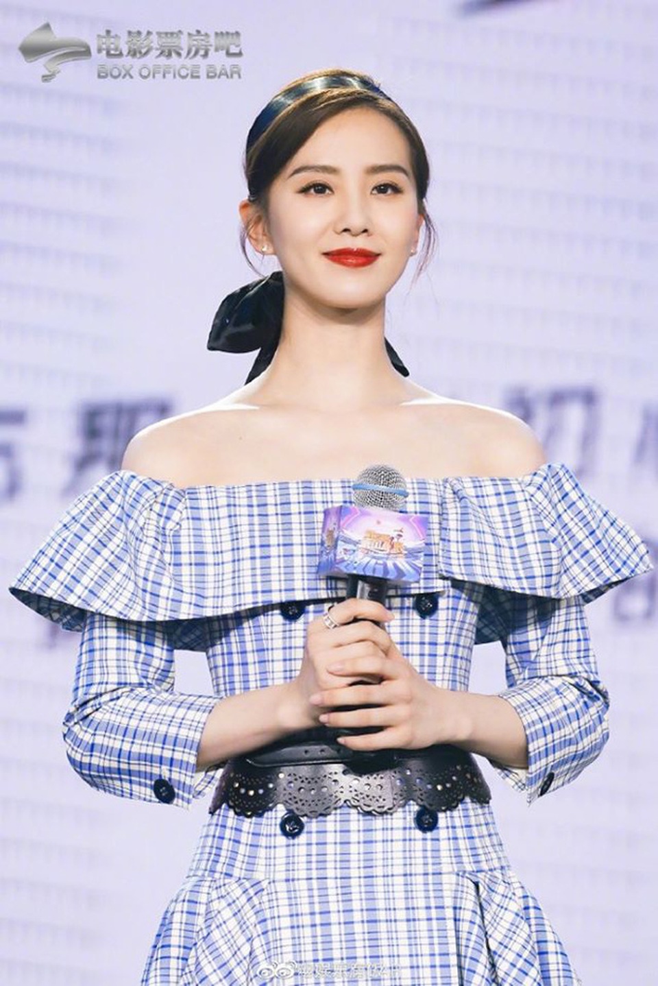 Nhan sắc cuốn hút của gái một con Lưu Thi Thi sau 1 năm sinh nở - 1 Nhan sắc cuốn hút của gái một con Lưu Thi Thi sau 1 năm sinh nở - 1