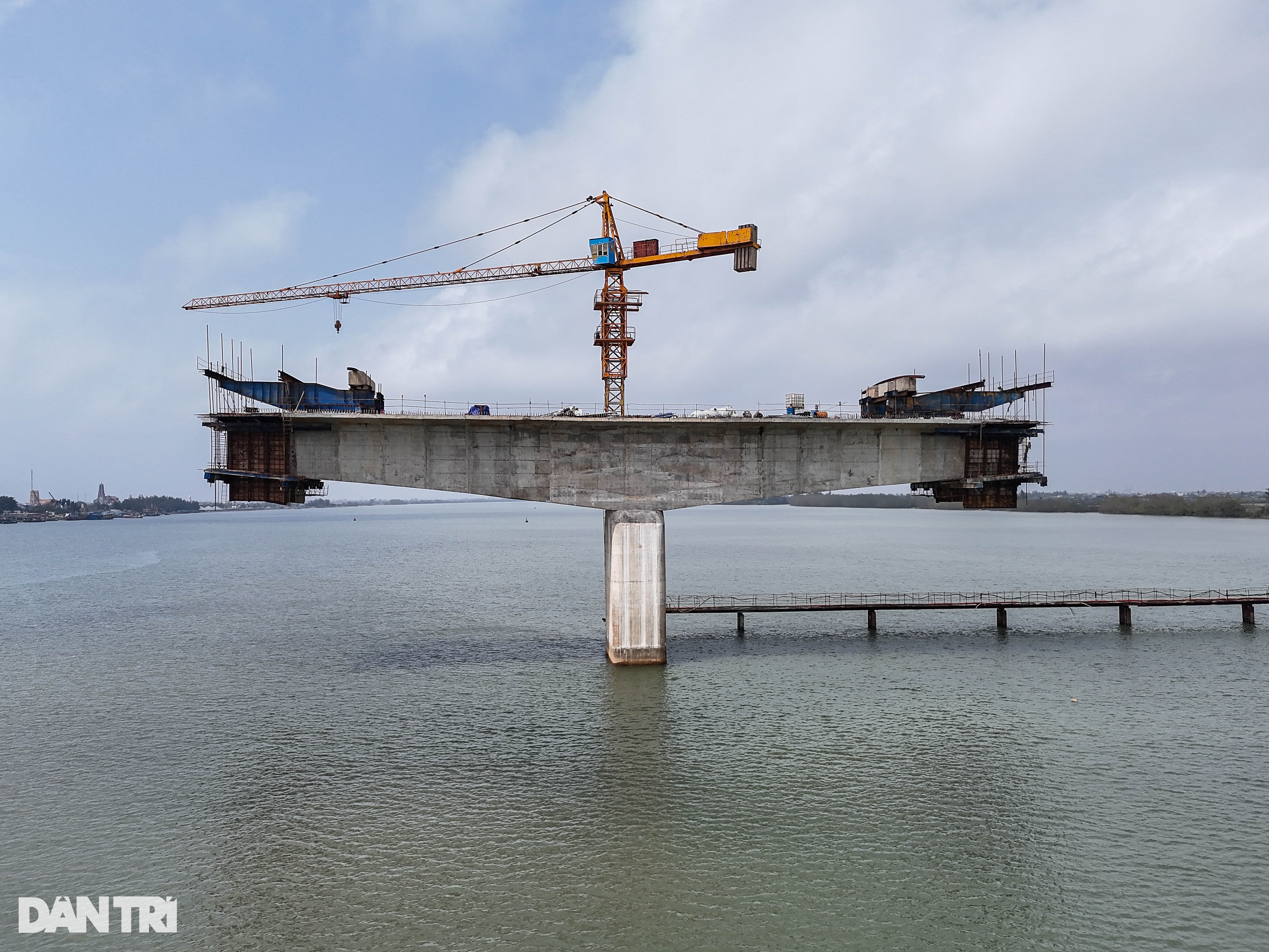 Hiện trạng cầu vượt sông Hồng gần 1.000 tỷ đồng nối Nam Định - Thái Bình - 6
