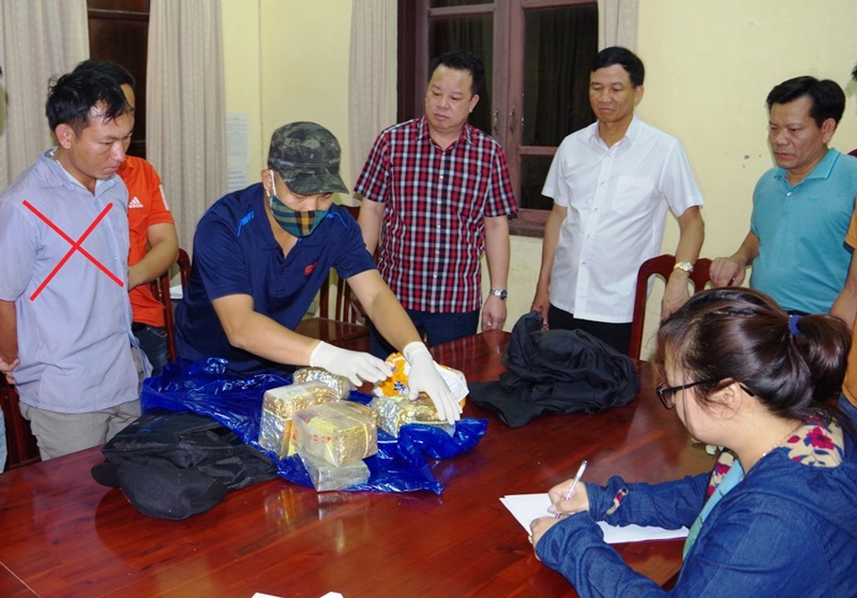 Triệt phá đường dây ma tuý “khủng” - 1 Triệt phá đường dây ma tuý “khủng” - 1