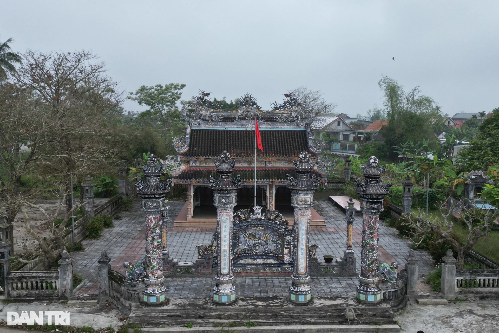Làng cổ ở ngã ba sông thờ nữ thần đá kỳ lạ - 3 Làng cổ ở ngã ba sông thờ nữ thần đá kỳ lạ - 3