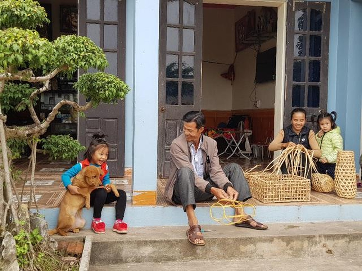 Hai vợ chồng chống chọi với ung thư và lời thề Thiên chúa - 1 Hai vợ chồng chống chọi với ung thư và lời thề Thiên chúa - 1