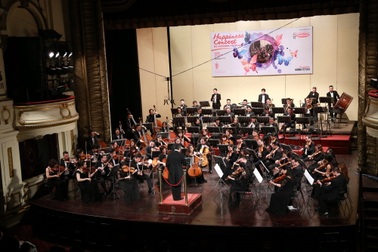 Âm nhạc kinh điển mang sắc màu vui tươi, hạnh phúc