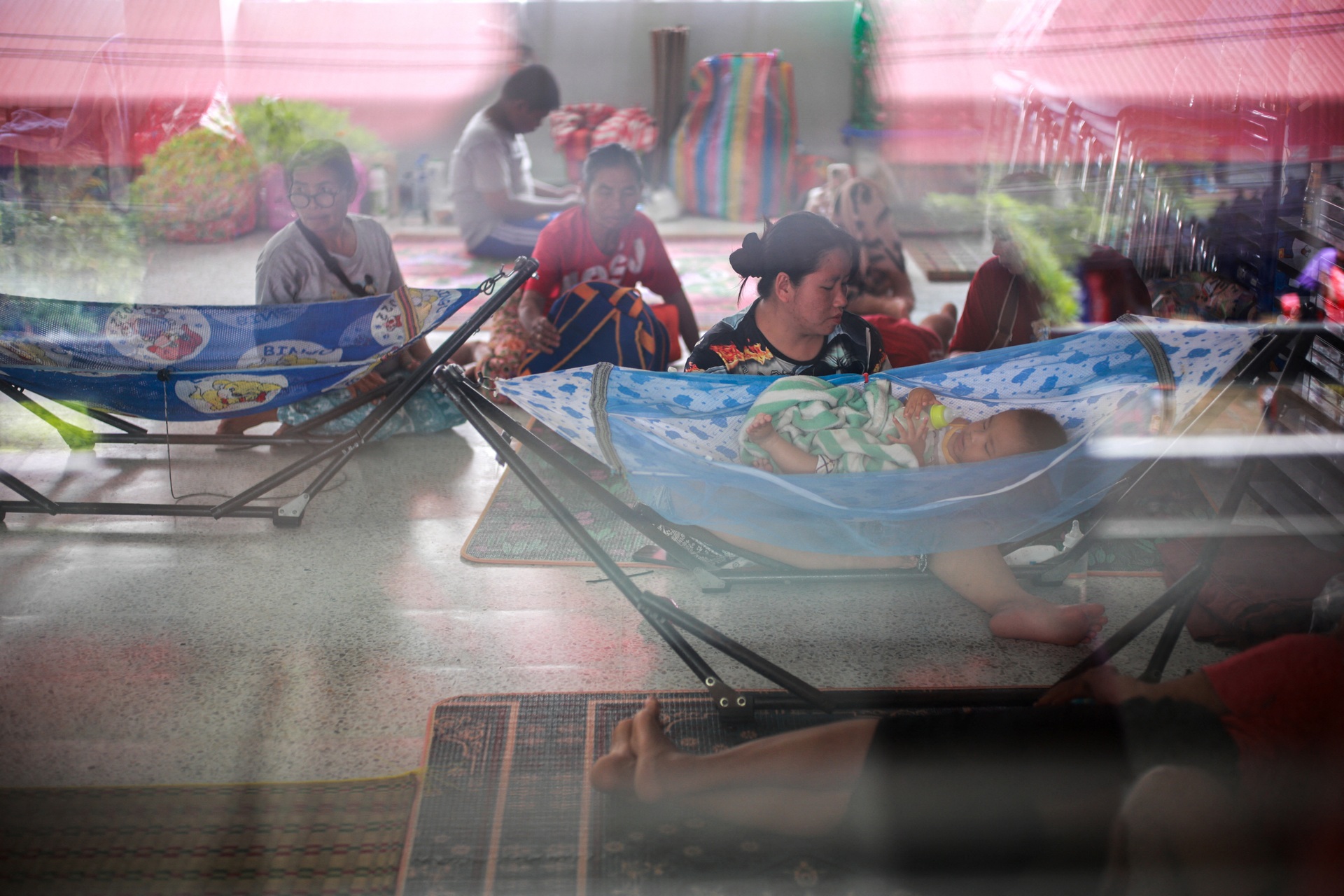 218.000 dân sơ tán, người Thái Lan, Campuchia mong mỏi được sớm về nhà - 4 218.000 dân sơ tán, người Thái Lan, Campuchia mong mỏi được sớm về nhà - 4