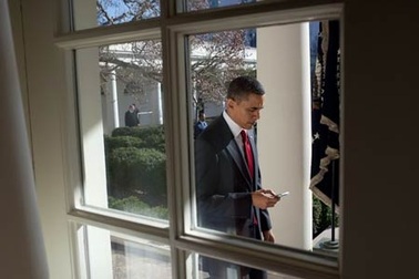 Tổng thống Obama bị cấm dùng iPhone