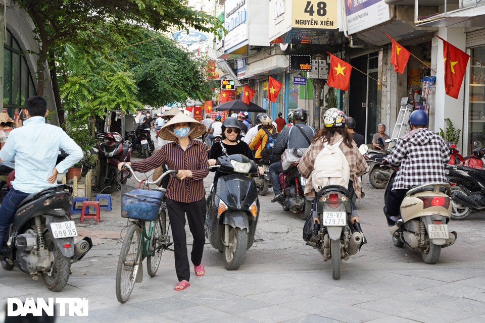Hà Nội: Đường vành đai 3 thất thủ từ trên cao xuống thấp trong nhiều giờ - 5 Hà Nội: Đường vành đai 3 thất thủ từ trên cao xuống thấp trong nhiều giờ - 5