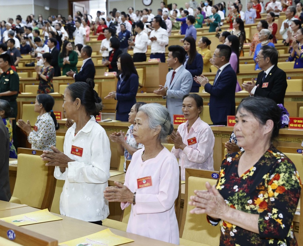 Chủ tịch nước: Hành động để mọi người cao tuổi được quan tâm, chăm sóc tận tình - 3 Chủ tịch nước: Hành động để mọi người cao tuổi được quan tâm, chăm sóc tận tình - 3