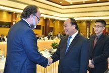 Thủ tướng lắng nghe trí thức ở nước ngoài hiến kế "phá bỏ điểm nghẽn tăng trưởng"