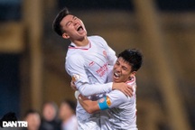 Thể Công Viettel đặt mục tiêu vô địch V-League cùng HLV Velizar Popov