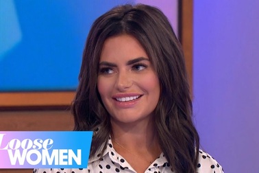 Megan Barton-Hanson xinh đẹp trên truyền hình