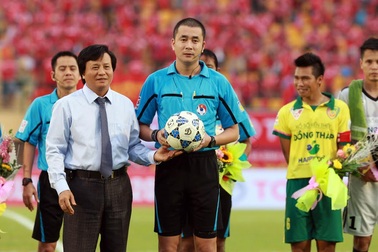 V-League 2015 có nhà tài trợ bóng độc quyền