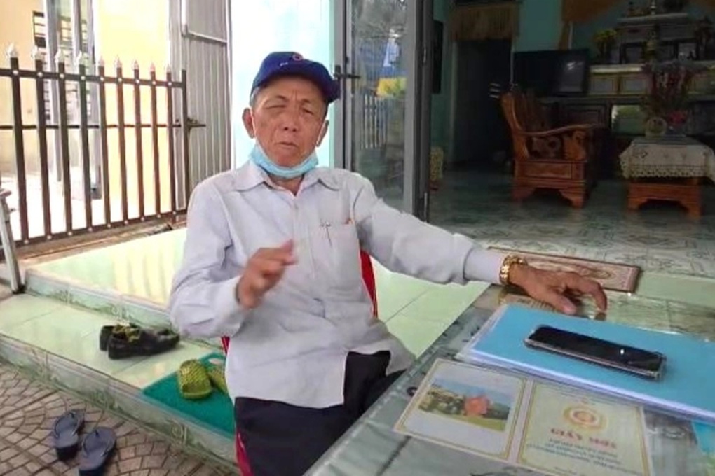 Bố ruột của nghi phạm sát hại con để trục lợi bảo hiểm cũng nổi da gà - 2