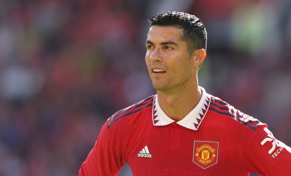 Man Utd phản ứng bất ngờ khi C.Ronaldo tiếp tục nổi loạn - 2 Man Utd phản ứng bất ngờ khi C.Ronaldo tiếp tục nổi loạn - 2