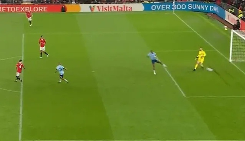 HLV Erik Ten Hag: Man Utd suýt trả giá vì những sai lầm ngớ ngẩn - 2 HLV Erik Ten Hag: Man Utd suýt trả giá vì những sai lầm ngớ ngẩn - 2