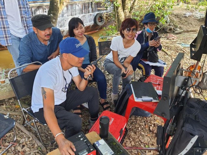 Ekip làm phim “Tro tàn rực rỡ”