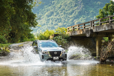 Khách hàng ưu tiên lựa chọn mua bán tải bởi tính đa dụng