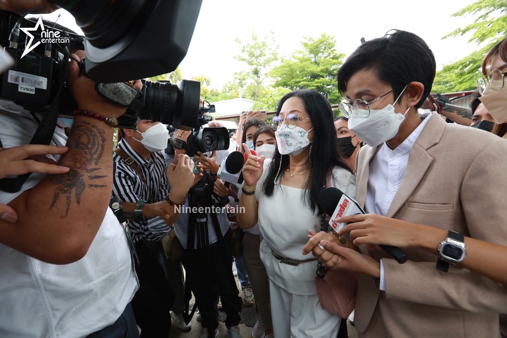 Vụ sao Chiếc lá cuốn bay tử nạn: Lời khai gây xôn xao của nữ quản lý - 4 Vụ sao Chiếc lá cuốn bay tử nạn: Lời khai gây xôn xao của nữ quản lý - 4