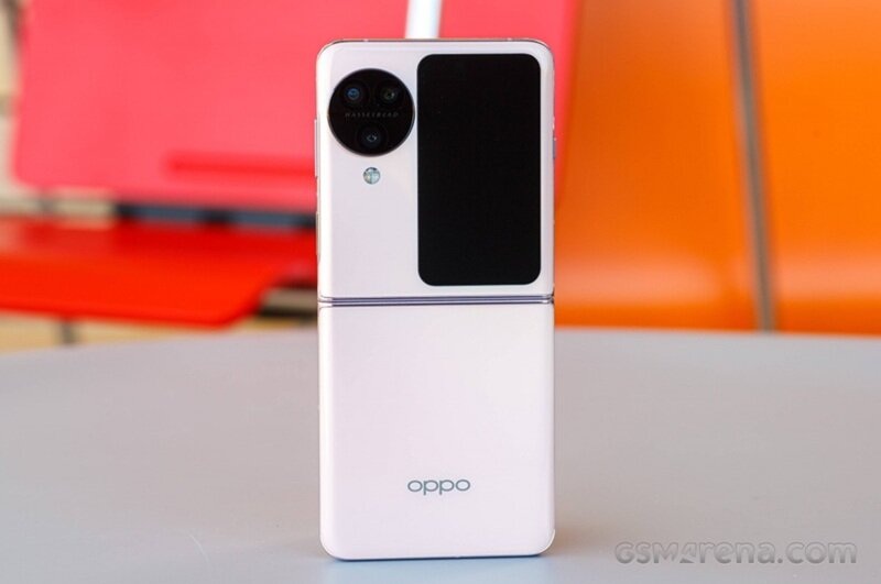 Giá giảm sâu, điện thoại gập OPPO Find N3 Flip vẫn "đáng đồng tiền bát gạo" ở năm 2025
