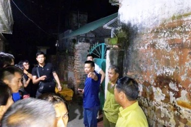 Nghi án chồng sát hại vợ rồi phủ chăn đốt xác