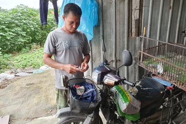 Lao động tự do mắc kẹt, khốn đốn ở Thủ đô trong dịch Covid-19