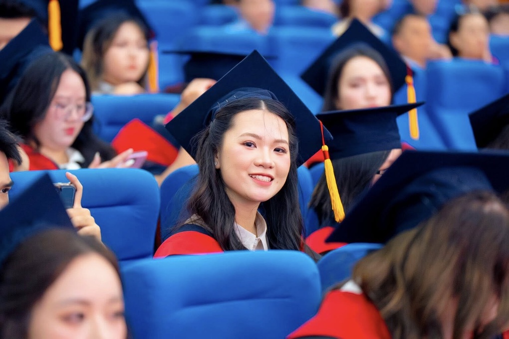 Die National Economics University plant, den Studierenden eine zweimonatige Sommerpause zu gewähren - 2 Đại học Kinh tế Quốc dân dự kiến cho sinh viên nghỉ hè 2 tháng - 2