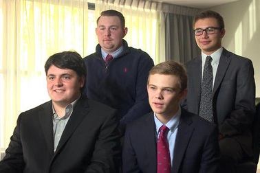 Bốn học sinh trung học chạy đua ghế thống đốc Mỹ