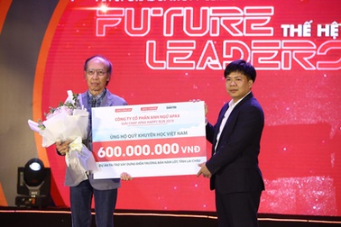 Trao 600 triệu đồng cho Quỹ Khuyến học Việt Nam thắp sáng ước mơ trẻ em tại Lai Châu