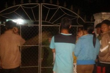 Bàng hoàng phát hiện đôi nam nữ chết trong nhà với nhiều vết đâm