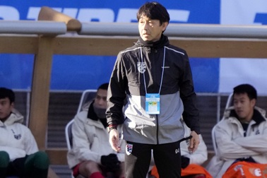 HLV Thái Lan tuyên bố bất ngờ trước cuộc so tài với Uzbekistan