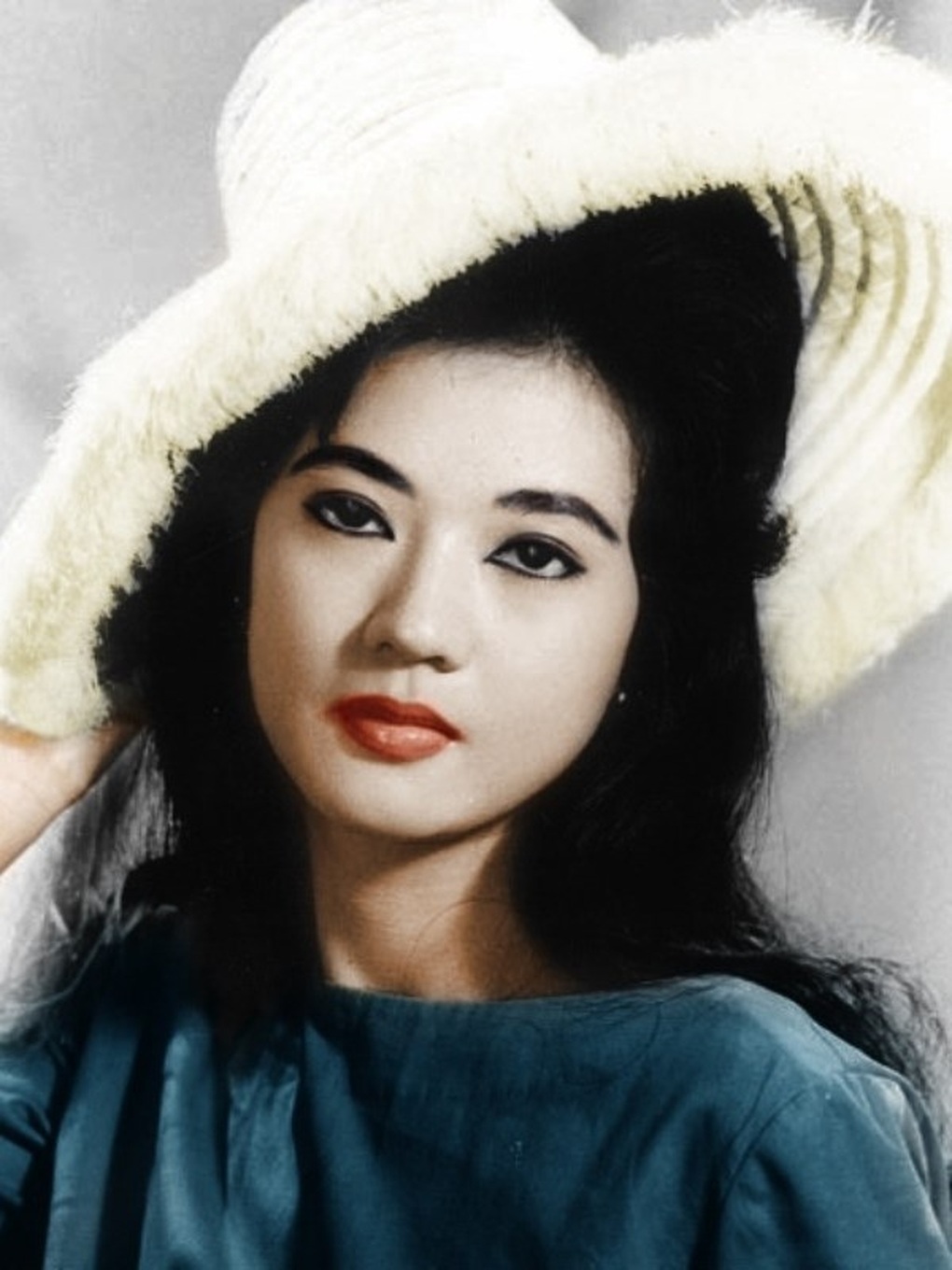 Hoài Linh diễn cải lương tưởng nhớ nữ hoàng sân khấu Thanh Nga - 1 Hoài Linh diễn cải lương tưởng nhớ nữ hoàng sân khấu Thanh Nga - 1