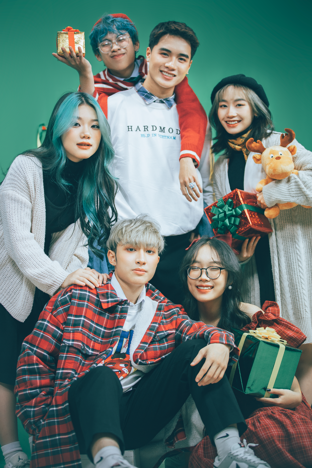 Gợi ý trang phục đi chơi Noel thời thượng, đúng mốt - 2 Gợi ý trang phục đi chơi Noel thời thượng, đúng mốt - 2